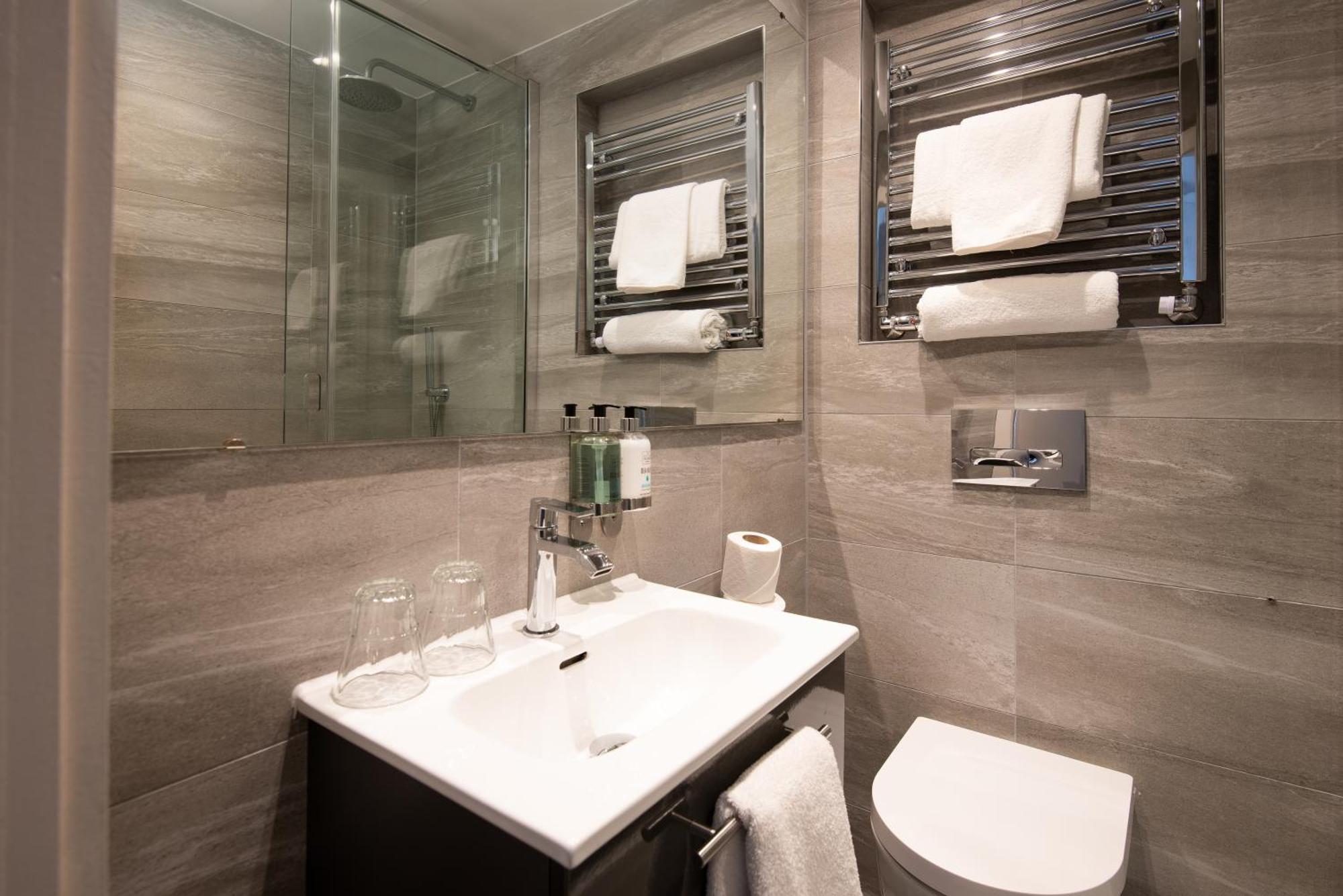 Windermere Rooms At The Wateredge Inn Ambleside Exterior foto